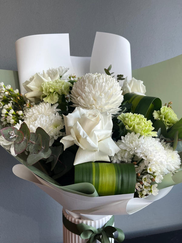 Elegant White Bouquet