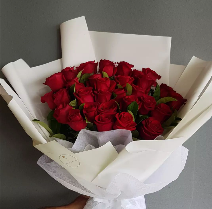 Red Roses Bouquet