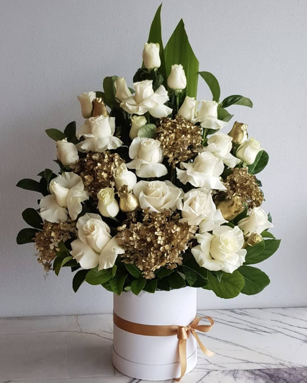 White & Gold Large Arrangement